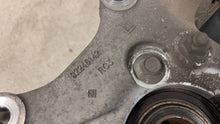 Load image into Gallery viewer, 10 15 Camaro SS RH Passenger Side Rear Spindle GM Knuckle Hub Right 92239046 35K
