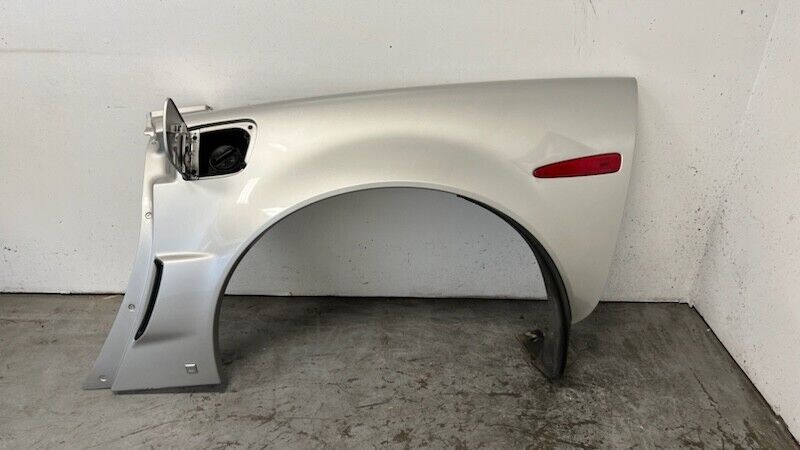 06 13 C6 Corvette Z06 GS Left Driver Quarter Panel GM Wide Body 22813570 Silver