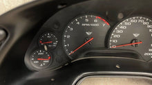 Load image into Gallery viewer, 01 04 Corvette C5 Instrument Gauge Cluster Speedometer 101K 10408309 GM OEM
