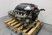 Load image into Gallery viewer, LS3 L99 6.2 Engine &amp; 6L80e Auto 6 Speed Trans Pullout 90K Miles WARRANTY 426HP
