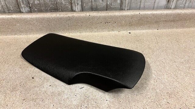 05 13 Chevrolet C6 Corvette Z06 Center Console Lid Armrest Black Leather GM