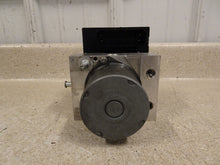 Load image into Gallery viewer, 10 13 Corvette C6 Anti Lock Brake Pump ABS Module GM Brakes 20918426 62K MILES
