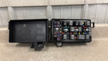 Load image into Gallery viewer, 2009 2013 Corvette C6 Engine Under Hood Fuse Box Block OEM GM 22739140 Z06

