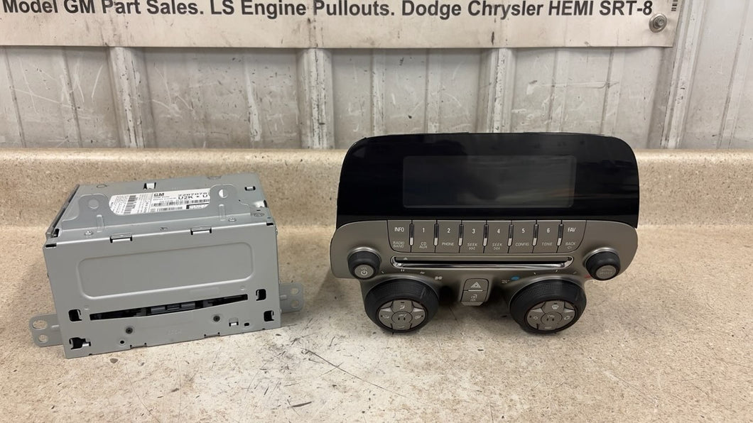 10 12 Chevrolet Camaro Stereo Radio Receiver GM 20990312  Dash Control Panel 39K