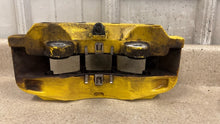 Load image into Gallery viewer, 05 13 Chevrolet Corvette C6 Z06 Front Brake Calipers 6 Piston Set Brakes OEM
