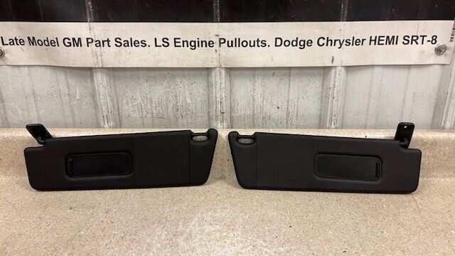 10 15 Camaro SS Driver Passenger Side Sun Visors Left Right Visor Black Pair 75K