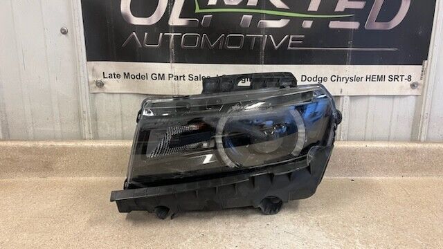 14 15 Camaro SS Driver Headlight Xenon HID Left OEM GM 23187857 LH DAMAGED