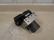 Load image into Gallery viewer, 10 13 Corvette C6 Anti Lock Brake Pump ABS Module GM Brakes 20918426 62K MILES
