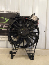 Load image into Gallery viewer, 2005 2013 Chevrolet Corvette C6 Z06 Radiator Engine Cooling Fan Assembly OEM 62K
