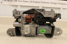 Load image into Gallery viewer, 2016 2019 Camaro ZL1 OEM GM Rear Differential Actuator Pump 84059648 16K CTSV
