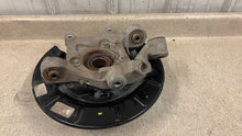 Load image into Gallery viewer, 10 15 Camaro SS RH Passenger Side Rear Spindle GM Knuckle Hub Right 92239046
