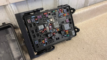Load image into Gallery viewer, 2014 2019 Corvette C7 Engine Under Hood Fuse Box Block Junction OEM GM 23263498
