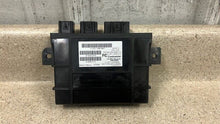 Load image into Gallery viewer, 10 13 C6 Corvette Z06 Keyless Entry Control Module OEM GM 25971235 Door Lock 31K
