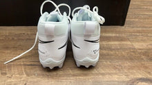 Load image into Gallery viewer, Nike Alpha Menace Varsity 3 (CV0586-109) White Men&#39;s Football Cleats 9.5 NEW
